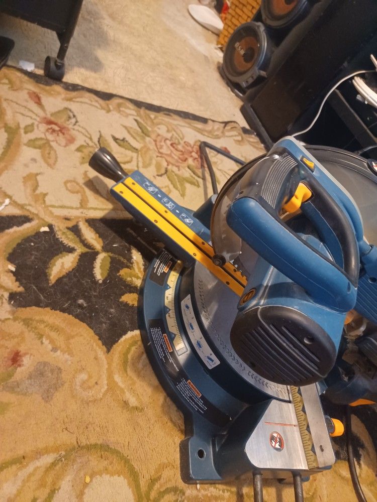 Saw Circular Radio