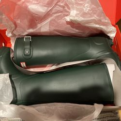 Hunter Women’s Original Tall Rain Boot