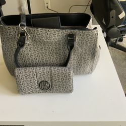 Guess Purse & Wallet