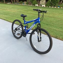 Mongoose bikes store aluminum frame