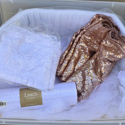 White Tulle, Lace, Runners