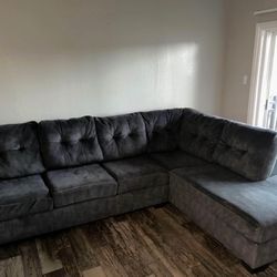 Sectional Sofa 