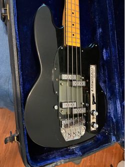 Bass guitars