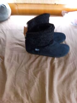 Black Knit Bootie Slippers