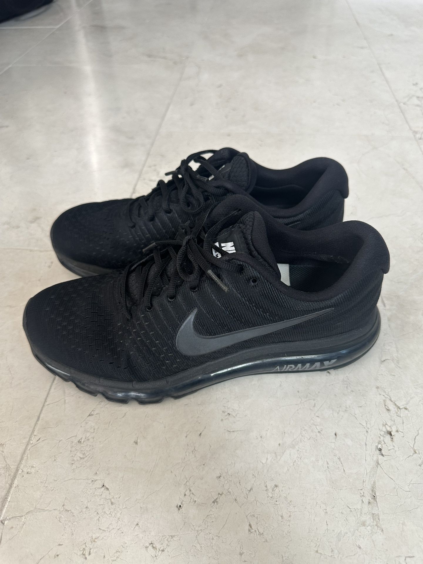 Men’s Nike Air Max 