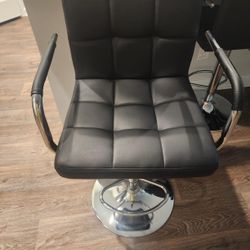 Set of 2 Adjustable Black Bar Stools with Swivel Seats