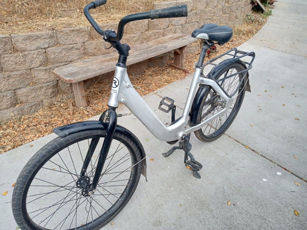 Rigged Cycle Airless Wheels