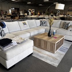 Beautiful Sectional! $2,599! Easy Financing! 💙🚨✅ 