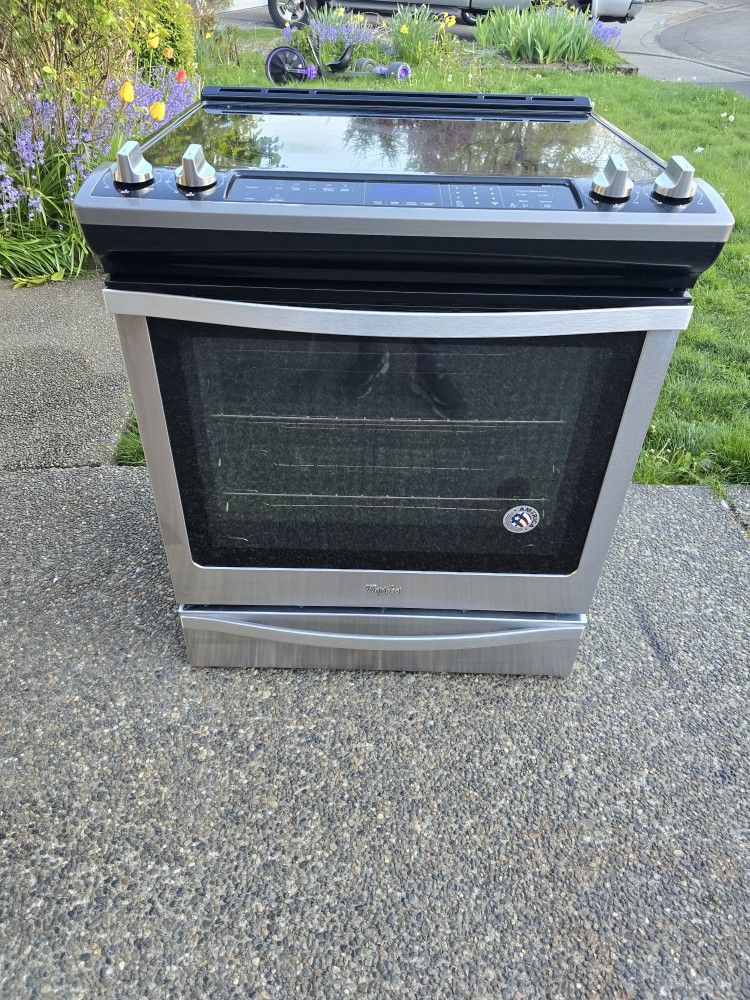 30 Days Warranty (Whirlpool Stove 30w) I Can Help You With Free Delivery Within 10 Miles Distance 