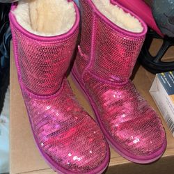 Girls Glitter Pink Color Ugg Boots Size 5Y