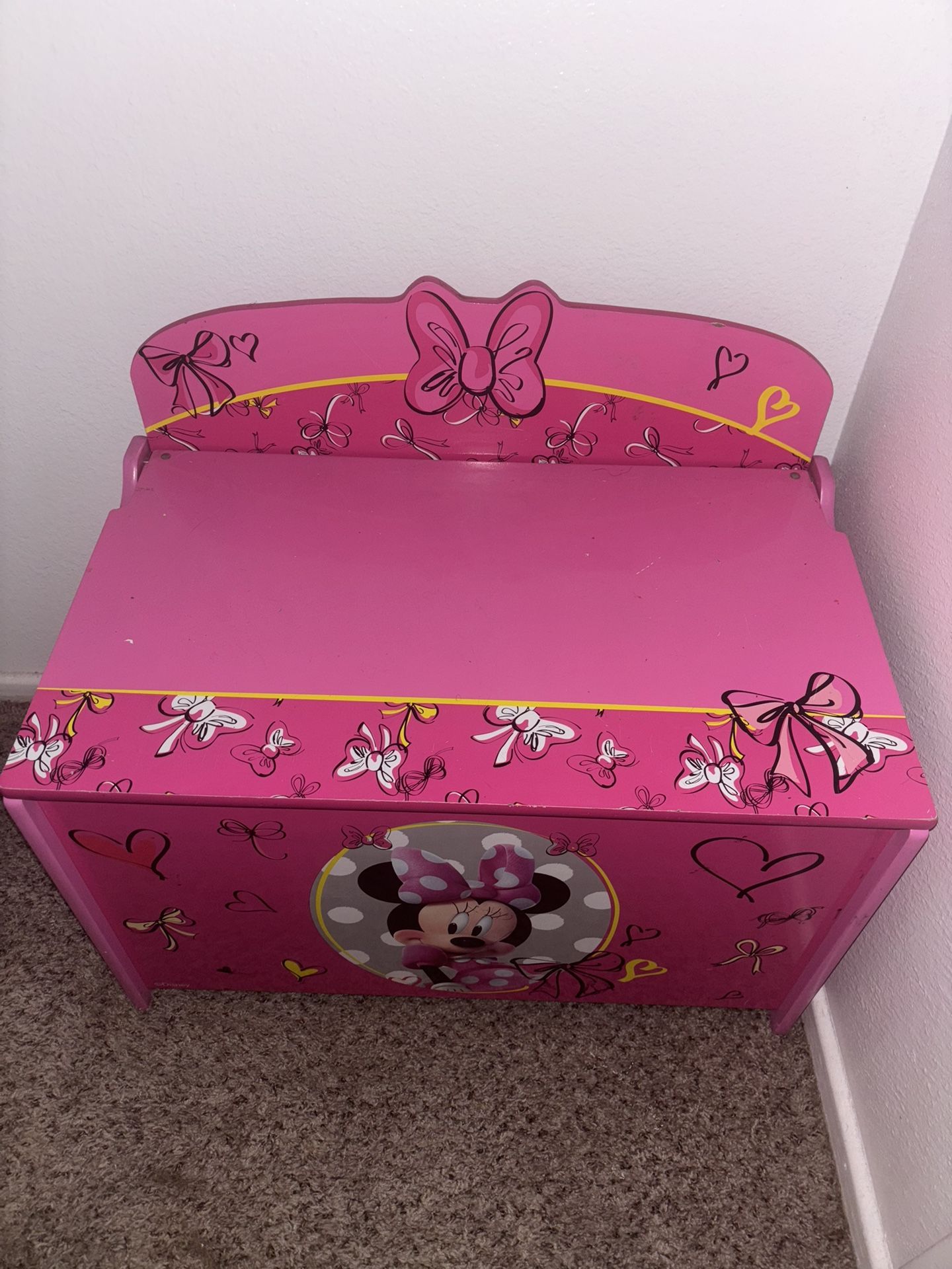 Minnie Mouse Toy Box
