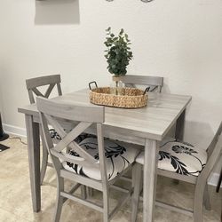 Dining Table and Chairs Set