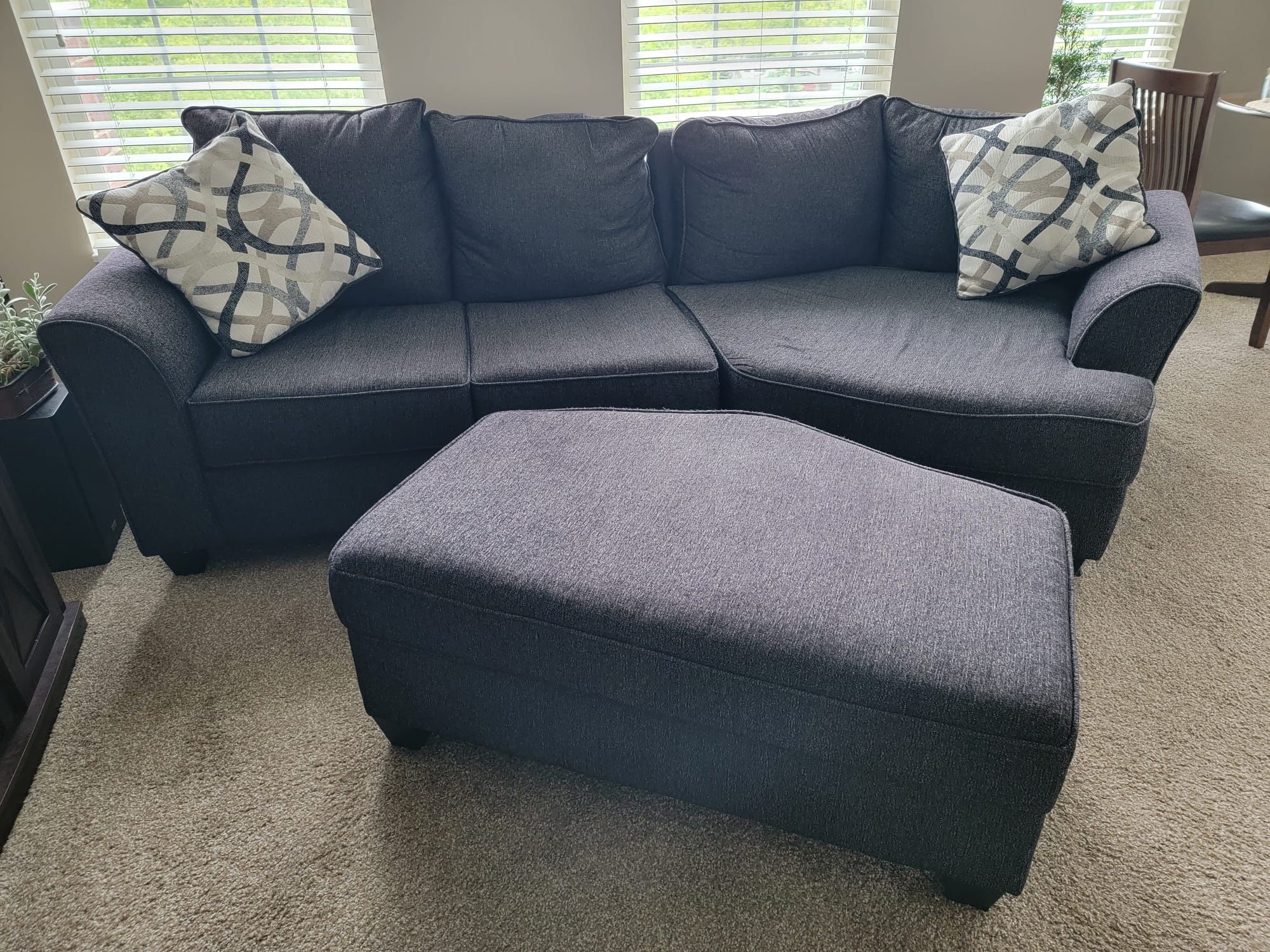 Tuxedo Onyx 2 Piece Sectional + Ottoman