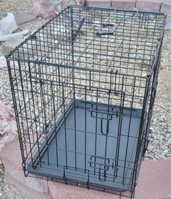 Like New  24" Inch Long Dog Crate Carrier
