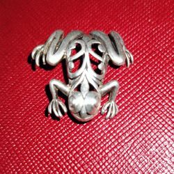 STERLING SILVER FROG PIN BROOCH