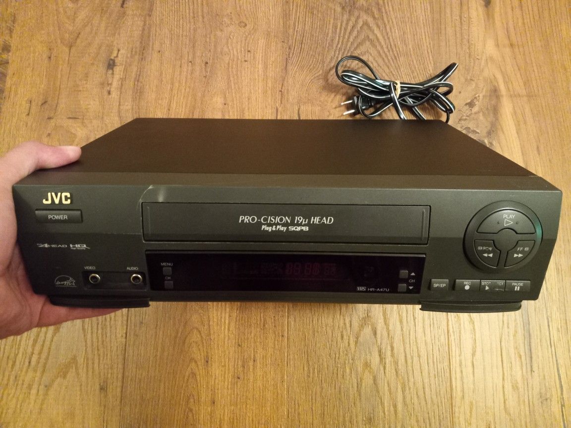 JVC VCR VHS Tape Player
