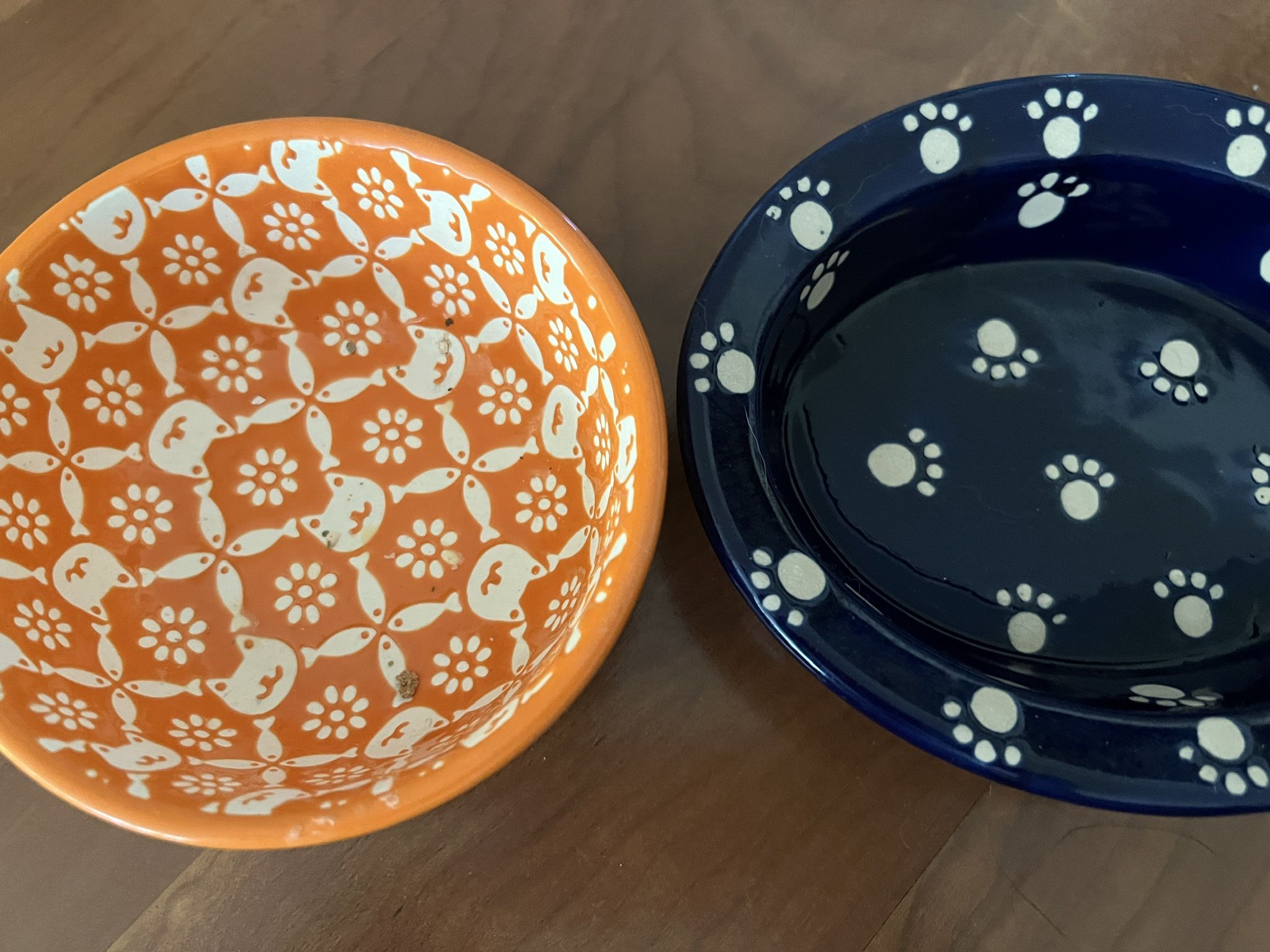 Cat Dishes And Toy