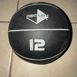 12lbs medicine ball 