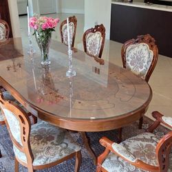 Italian Dinning Table With 8 Chairs