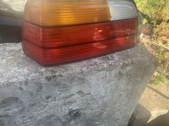 1994 Bmw 325 Coupe Driver Side Taillight