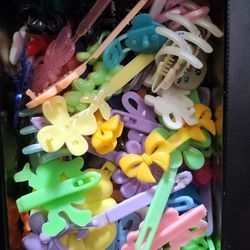Big Lot Colorful Hair Clips & Accessories