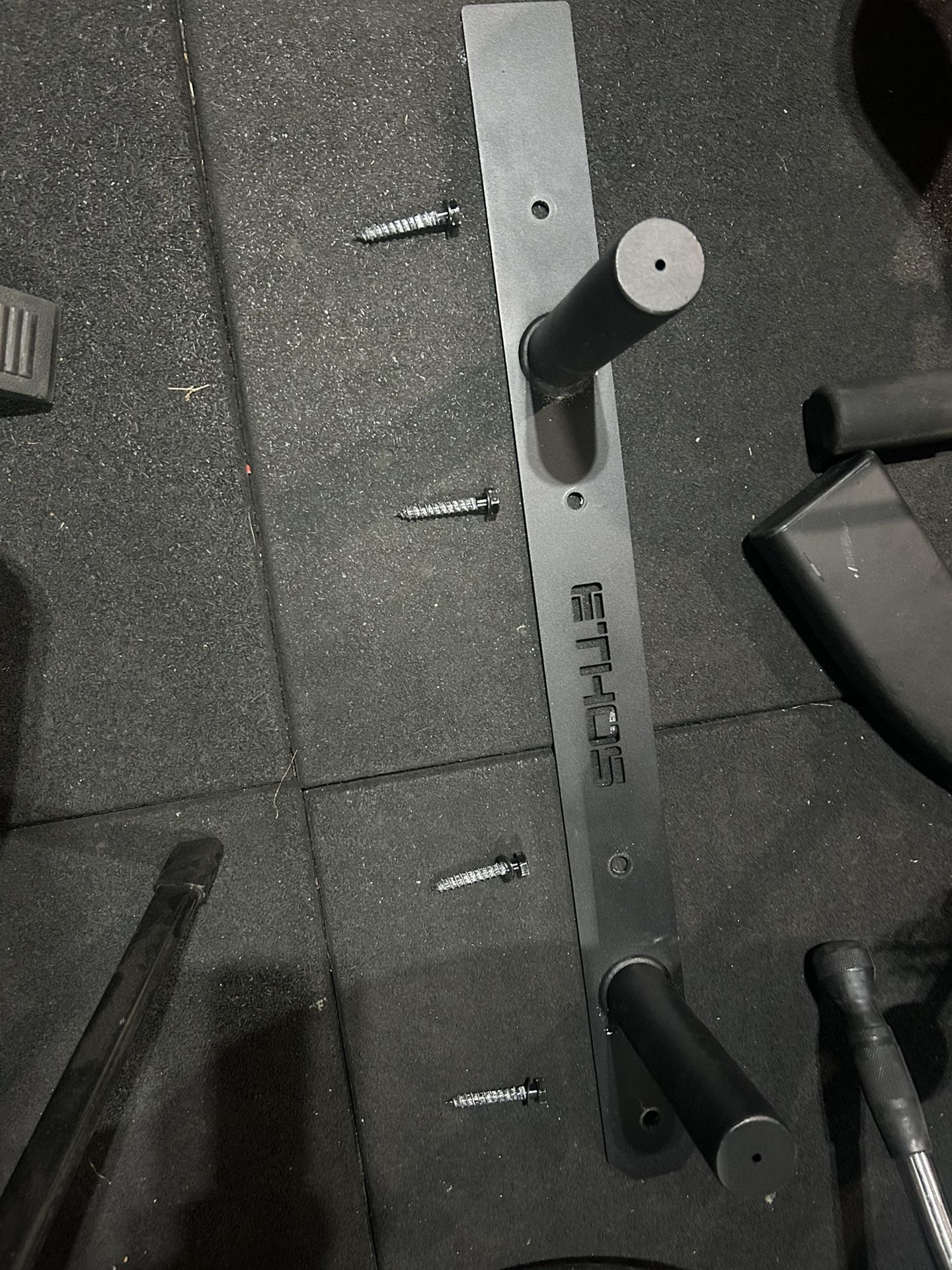 Olympic Bumper Plate Wall Mount