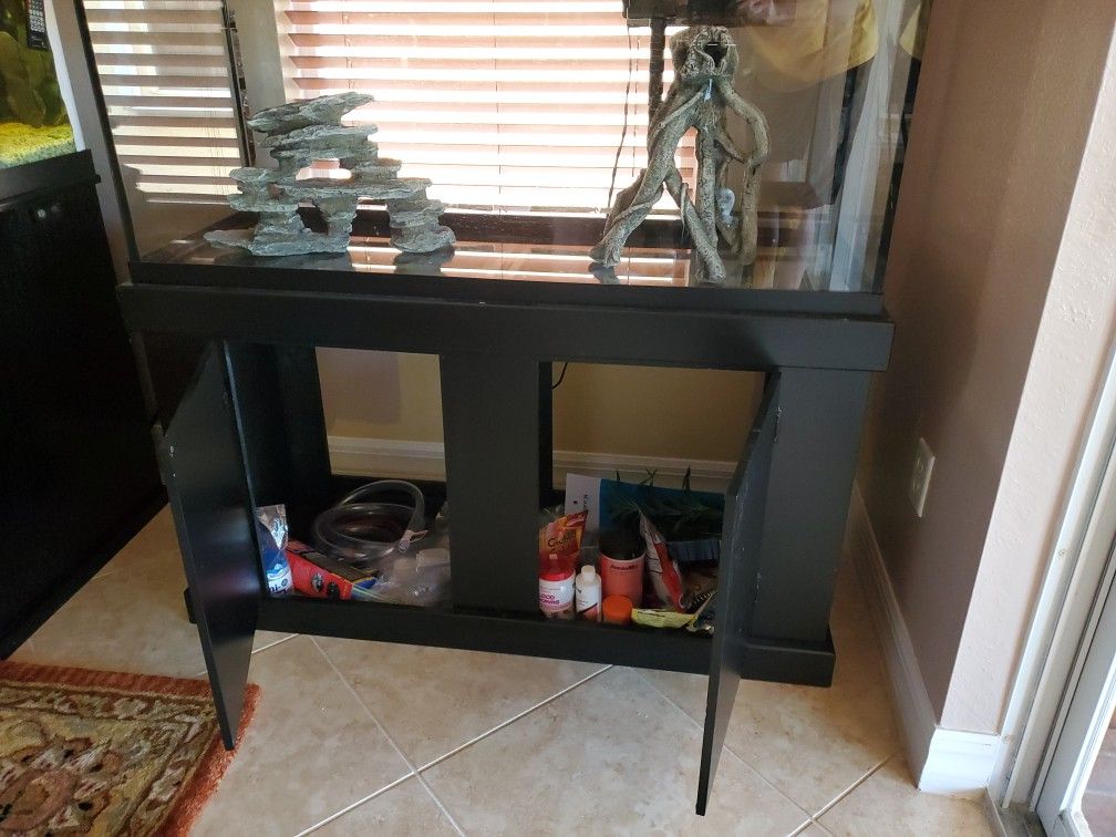 75 Gal Marineland Aquarium