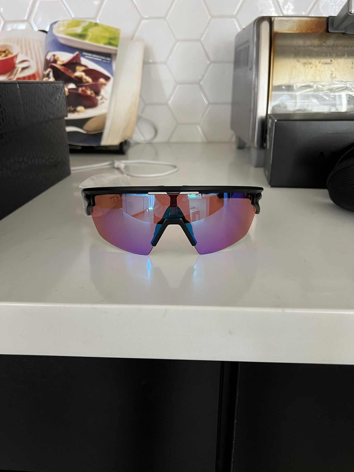 Brand New Oakley Sphaera Sports Cycling Sunglasses Original Case Included
