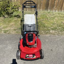 Toro Lawn Mower Self Propelled With Bag 