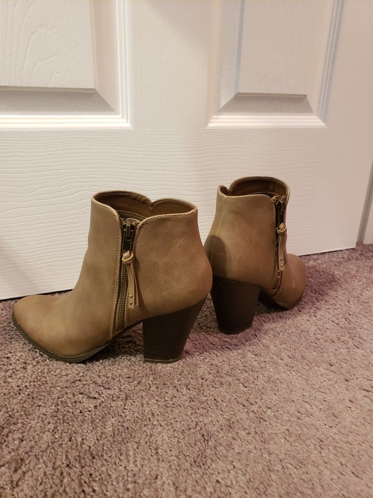 Ankle Boots - Size 6.5