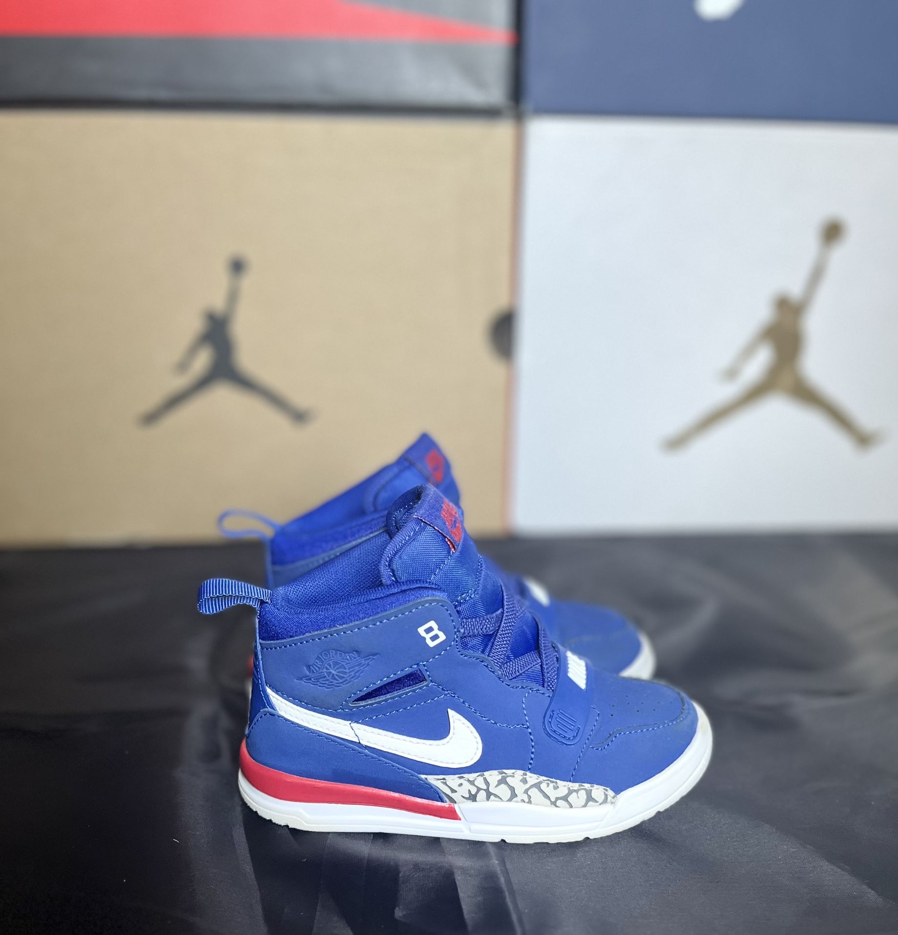 Jordan Legacy 312 Pistons (TD) 9c - Main Image