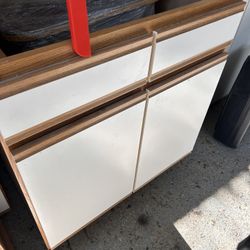 Cabinet Set 