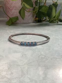 STS Karis Blue Topaz Gemstone Hinged Bangle Bracelet 8in
