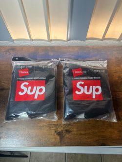 Supreme socks 2 pack