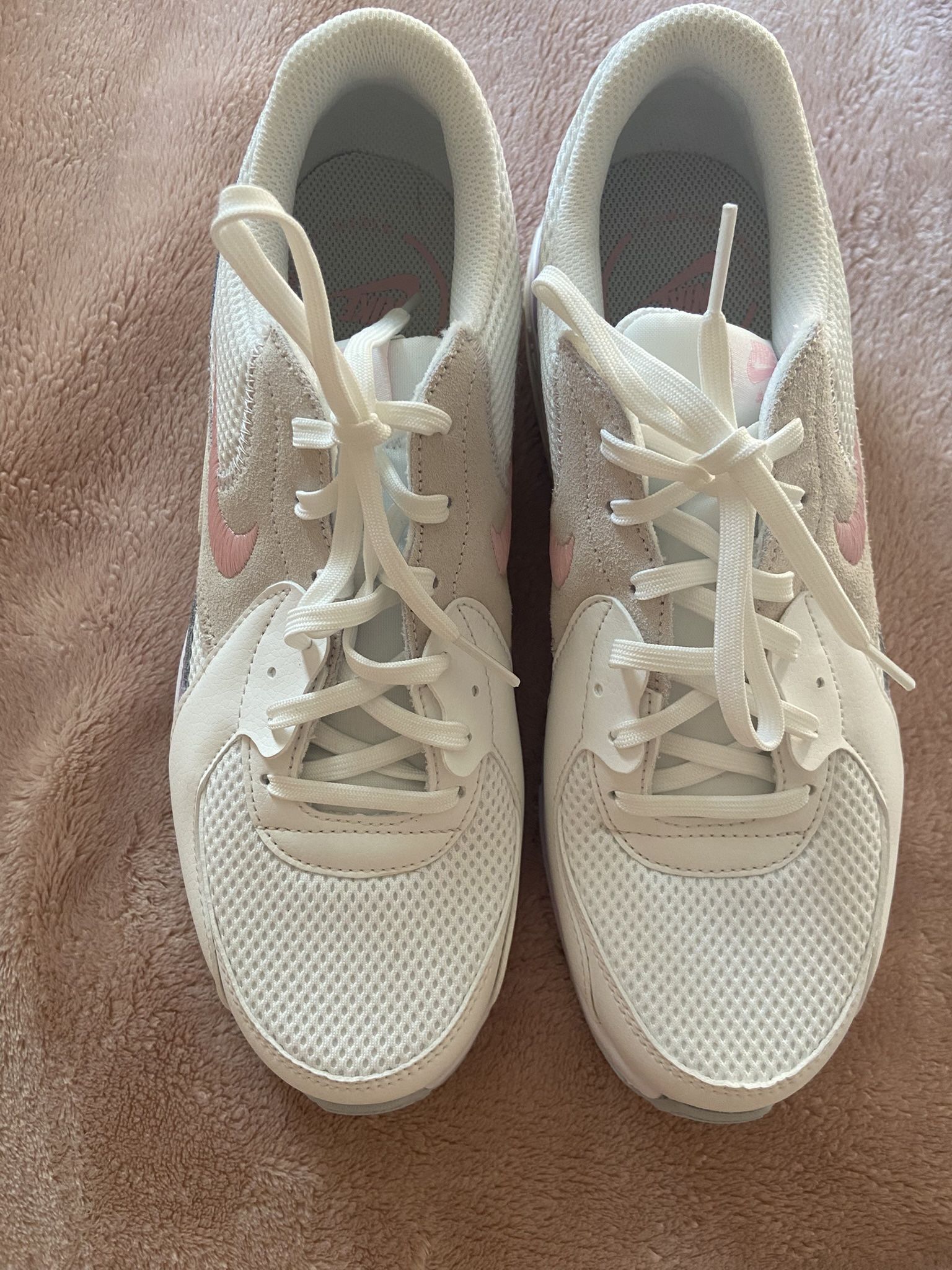 Nike Air Make Excee