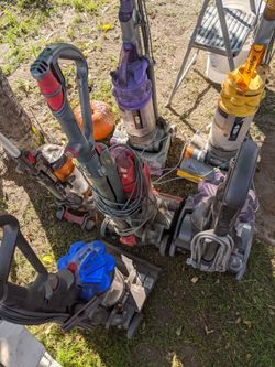 Dyson vacuum s for sale 5 and up