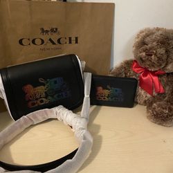 New!!! Leather Coach Crossbody With Carriages Logo And Wristlet