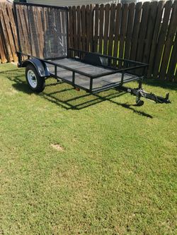 5x8 UTILITY TRAILER (LIKE NEW)