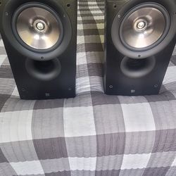 Kef IQ3