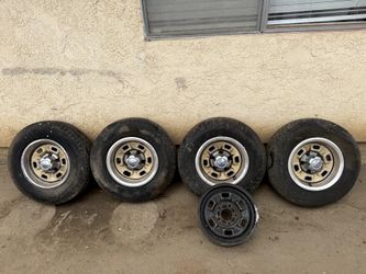 Set of 14 inch Gbody Rally rims with spare