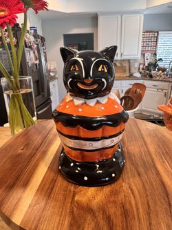 Johana Parker Transpac Black cat Vintage Halloween Napkin holder