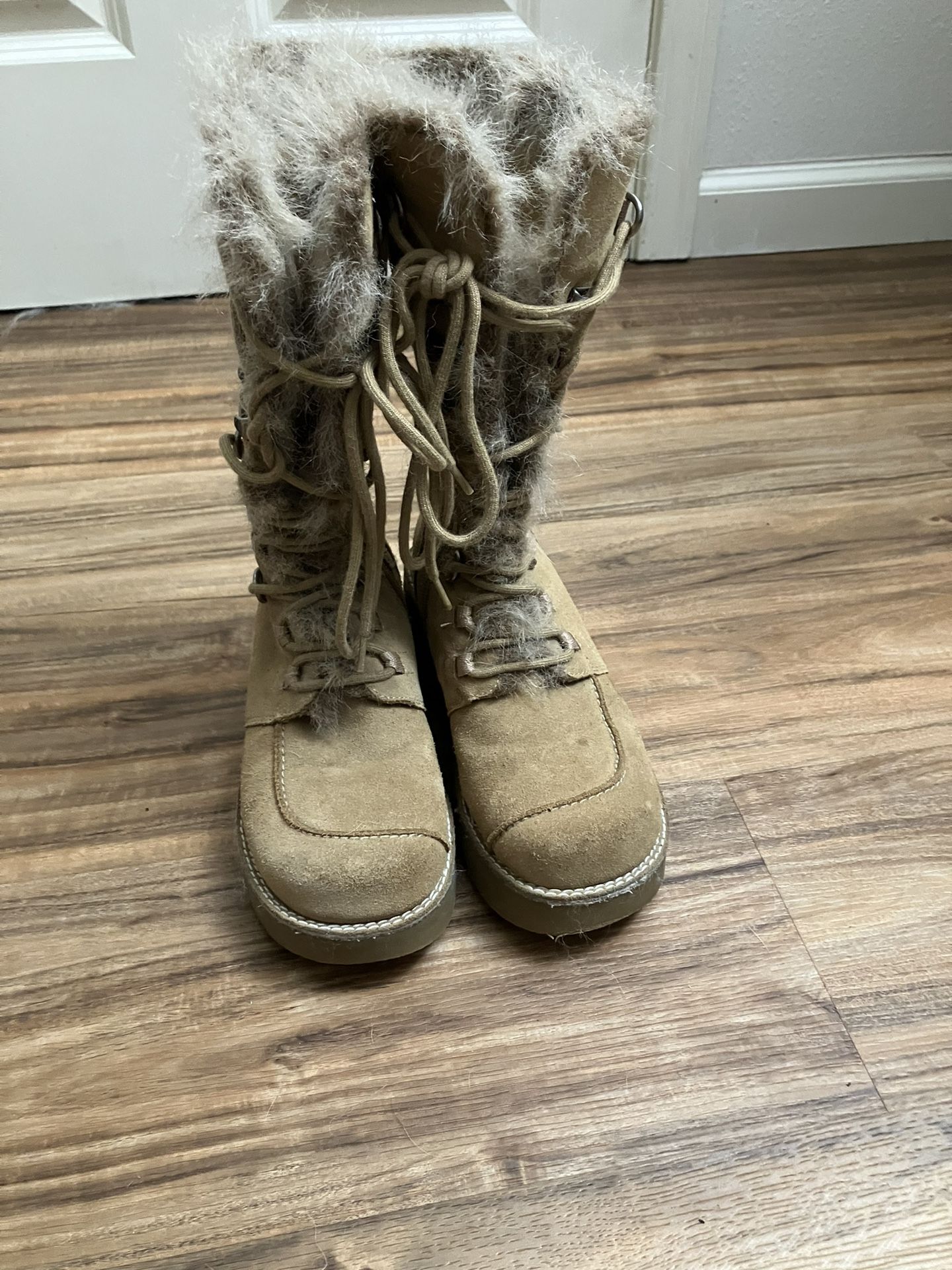 Fur & Suede Women’s Boots