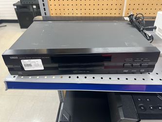 Yamaha DVD-S700 Natural Sound DVD Player