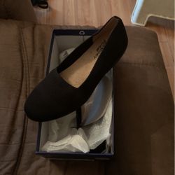 Black Shoes