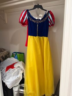 Snow White Women’s Costume