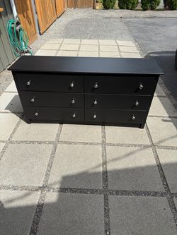 Black Bedroom Dresser