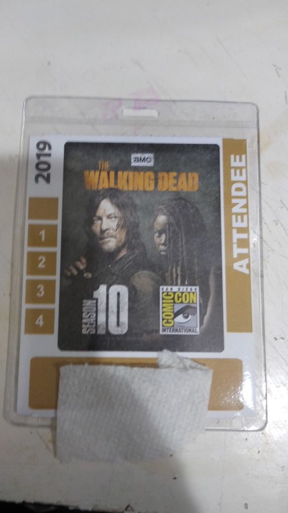 SDCC 2019 SUNDAY BADGE