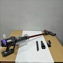 dyson v11 cordless outsize vacuum cleaner
o2 red