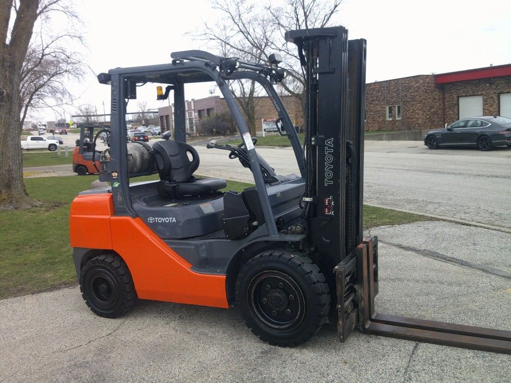2019 Toyota 6K LB Capacity Pneumatic Forklift