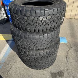 305/65/18 Used Set !!!